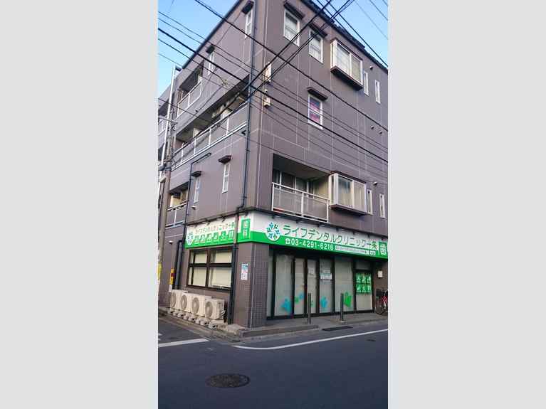 WISEHOUSE 外観