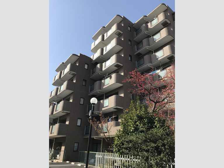 シェーンレーベン川口 外観