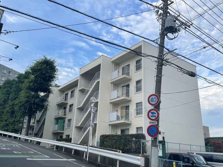 浦和白幡東中層住宅 外観