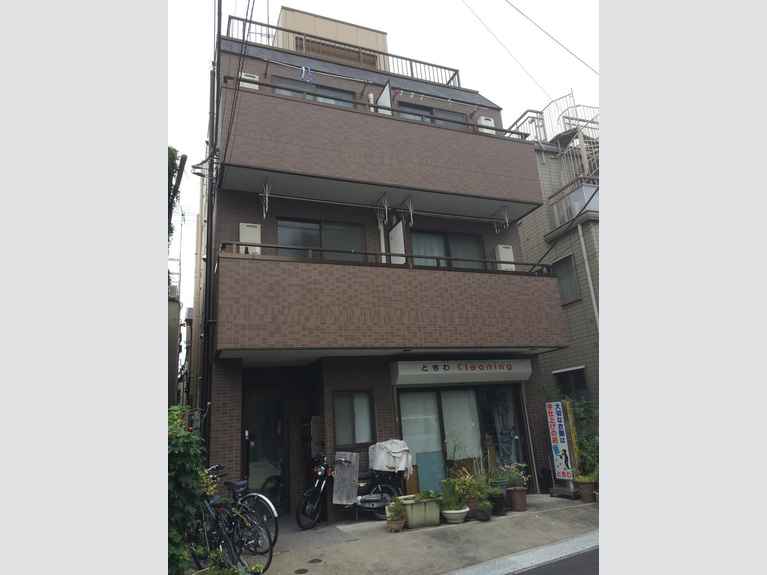 バトラボアール 外観