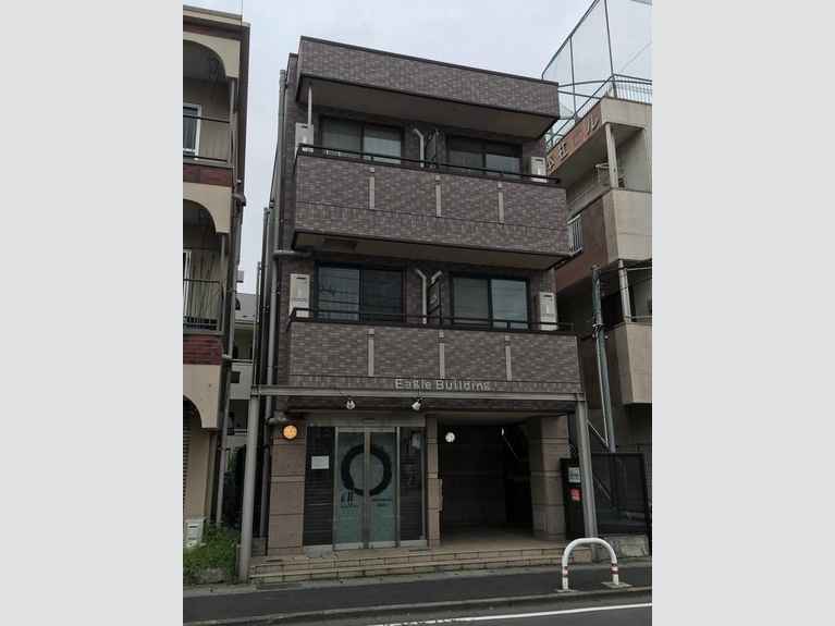 イーグルビル 外観
