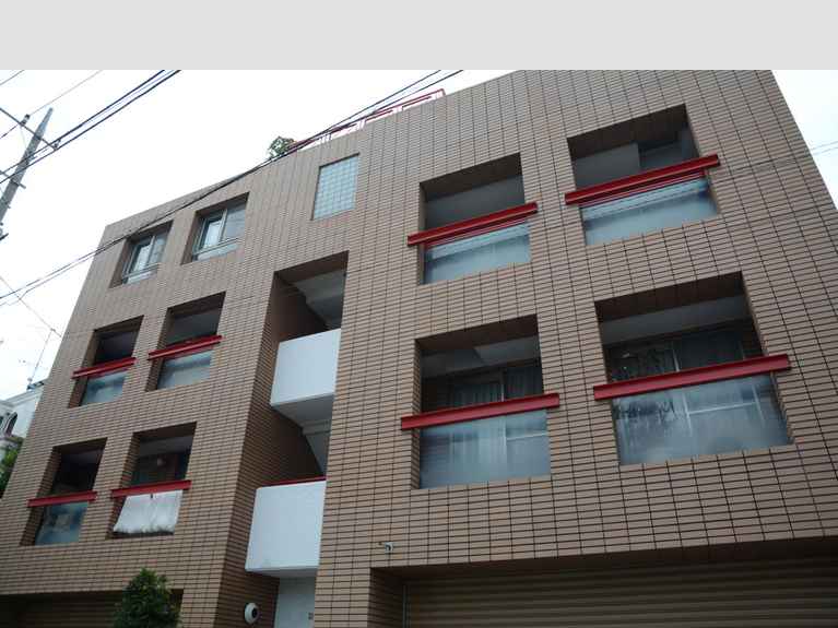 ダイナスティー 外観