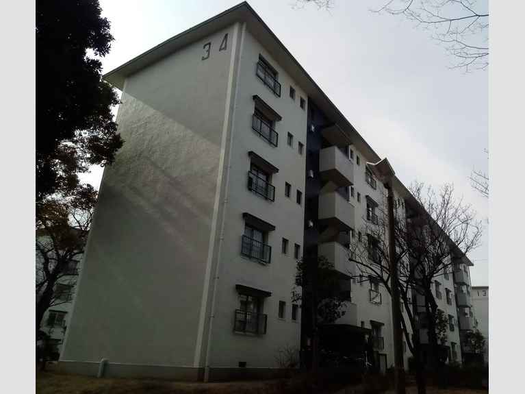 片倉台団地3-4号棟 外観