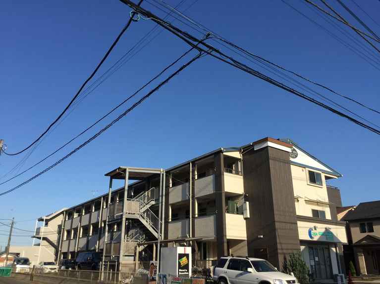 ステージアスカ 外観