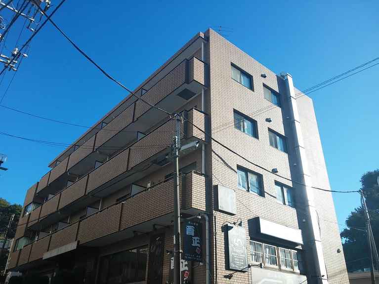 ゴールデンパーク 外観