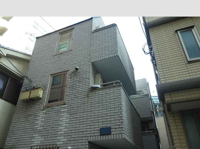 エスティナ西新宿 外観