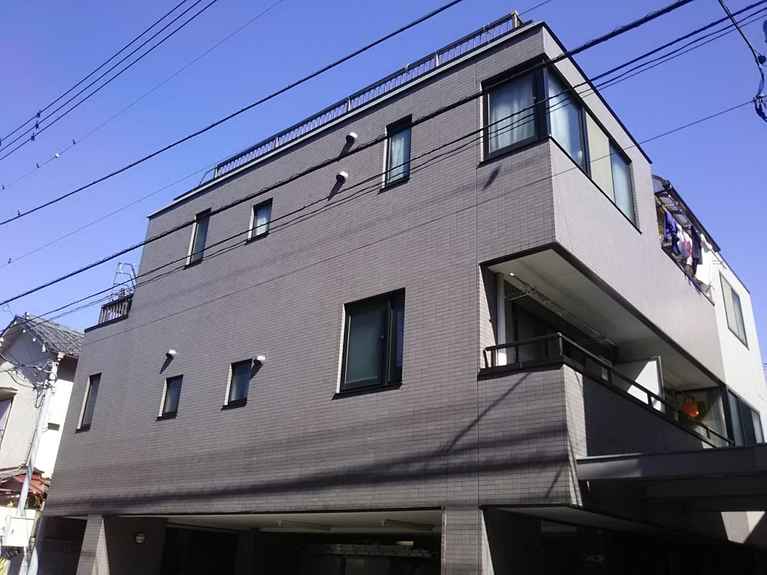 コスミックパレス水沢 外観