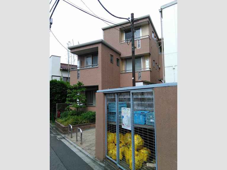 高根サンスター 外観