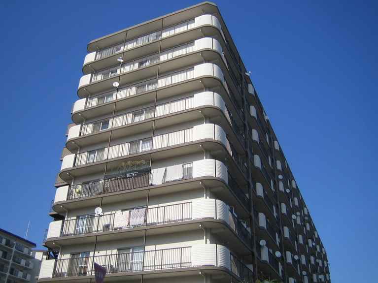 ソフトタウン根岸壱番館 外観