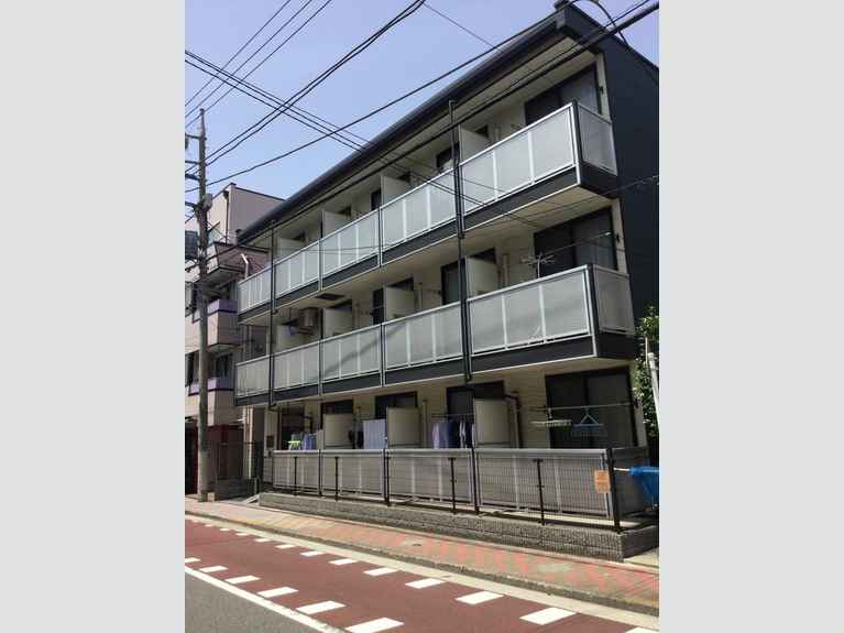 レオパレスマルコフォー 外観