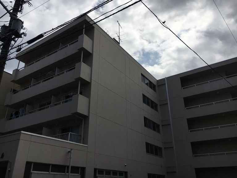 紫屋ビル 外観