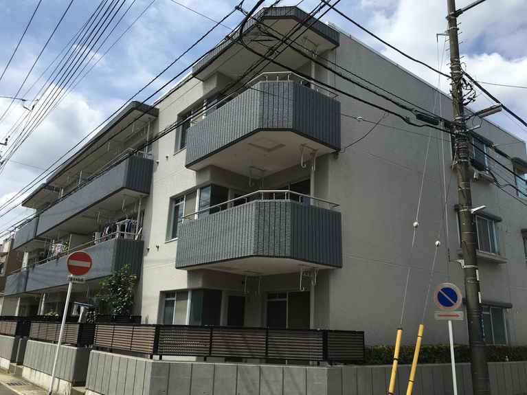 フラワーベール四番館 外観