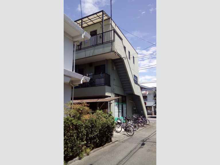 日成ビル5 外観