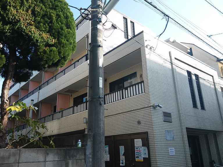 エル・シャロンⅡ 外観
