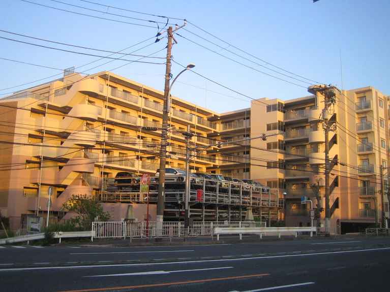 Dレスティア金沢八景アクオ 外観