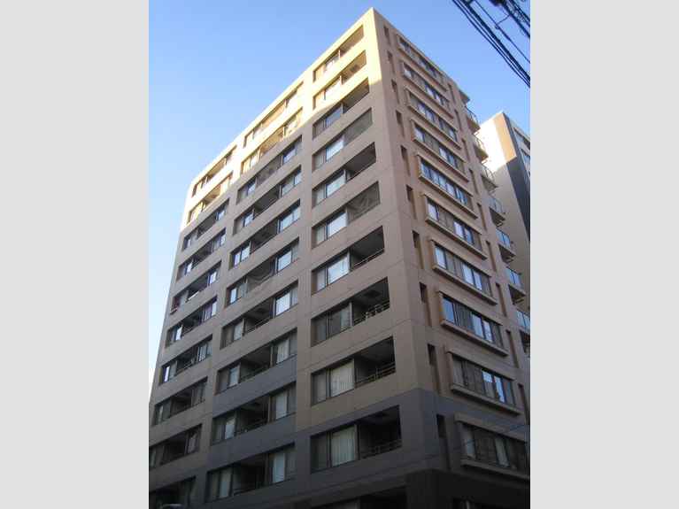 プラハ東京八丁堀 外観