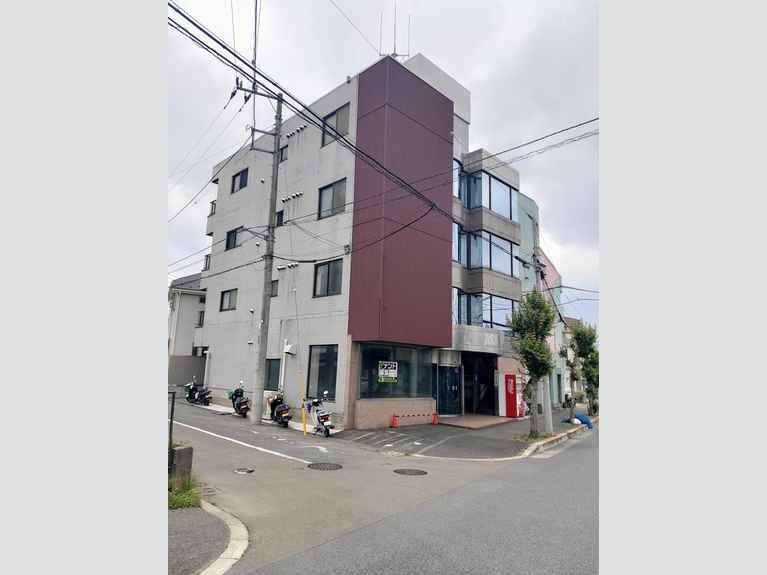 ロータス日野 外観