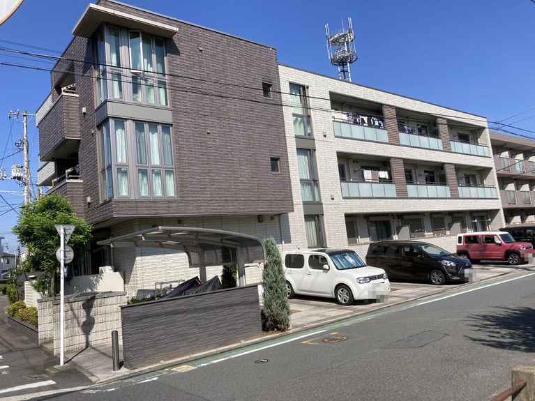 ピュイシュール 外観