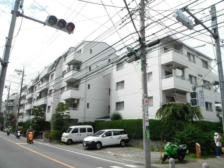 玉川グランドハイツ 外観