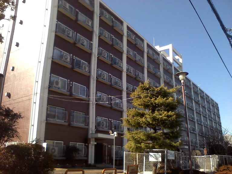 ルネ東林間C棟 外観