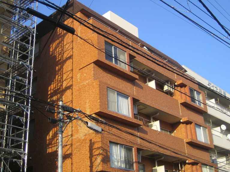 パウロニアバレーテイク3天王町 外観