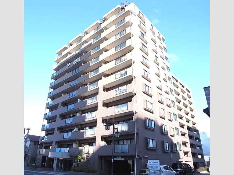 ロータリーパレスアリーラ春日部 外観