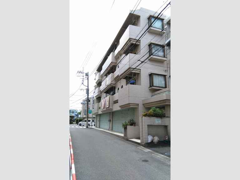 あたらしやビル 外観