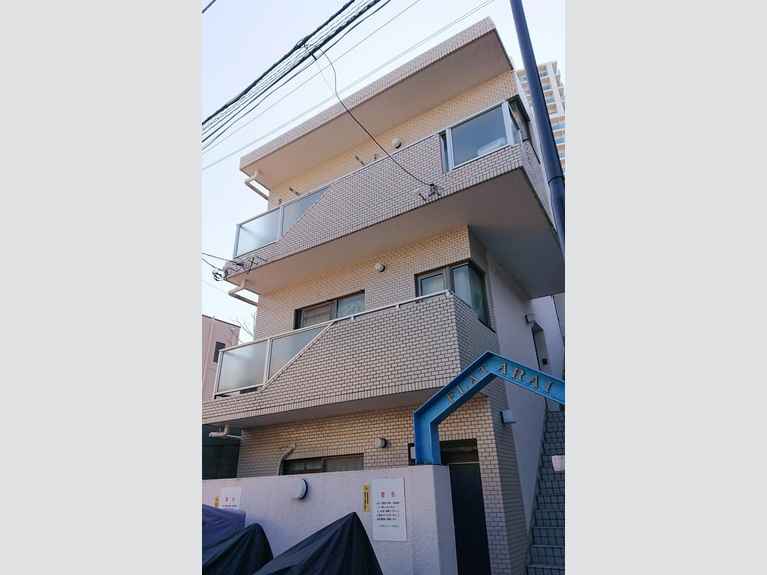 フラットアライ 外観