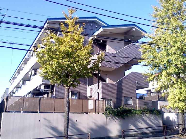 ヒルズコーナー鷺沼 外観