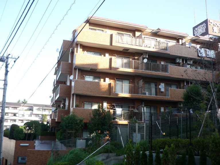 ライオンズマンション鷺沼第5 外観