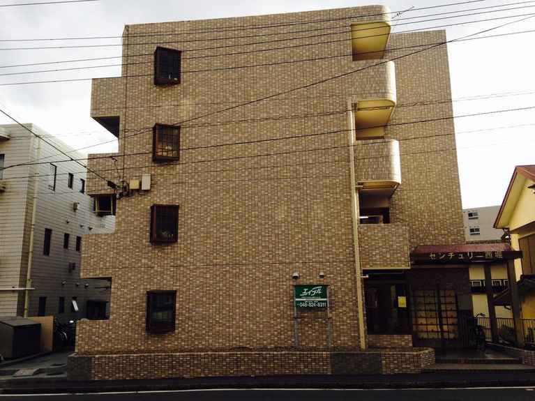 センチュリー西堀 外観
