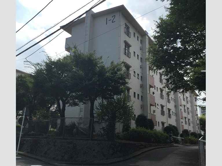 西三田団地1-2号棟 外観
