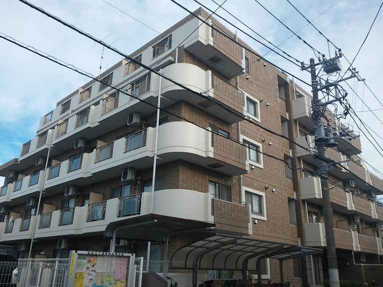 アクセル2 外観