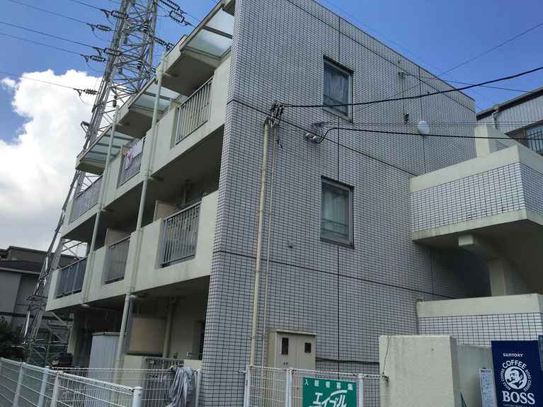 コープカネマス 外観