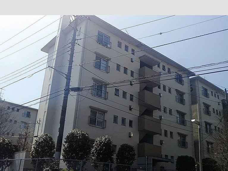 寺尾台団地4号棟 外観