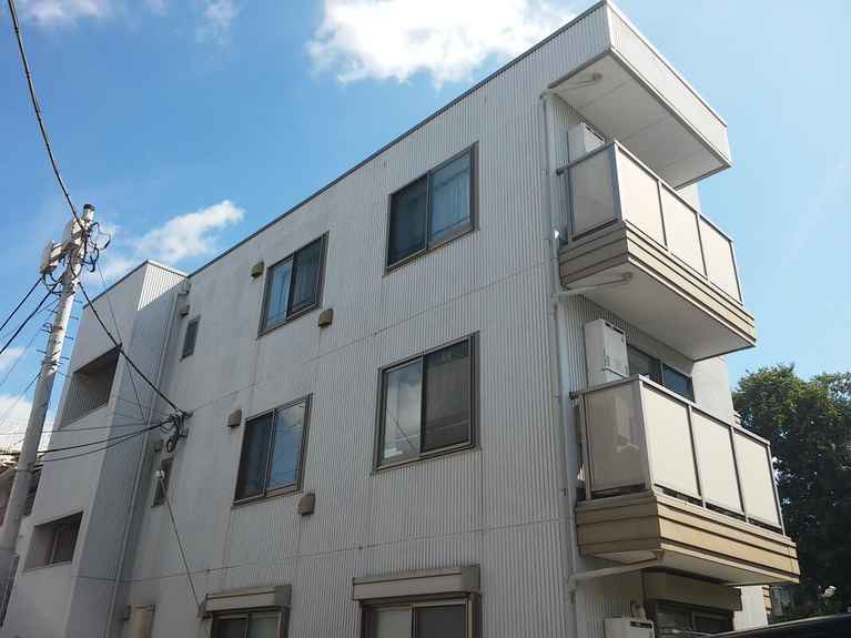 兼六コーポ下北沢 外観