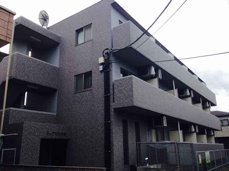 ティアラ中浦和 外観