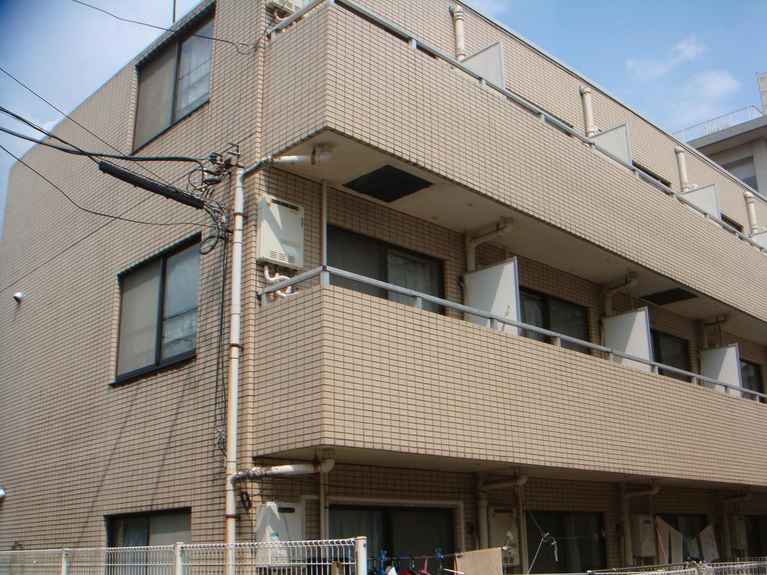 三恵ハイム三鷹 外観