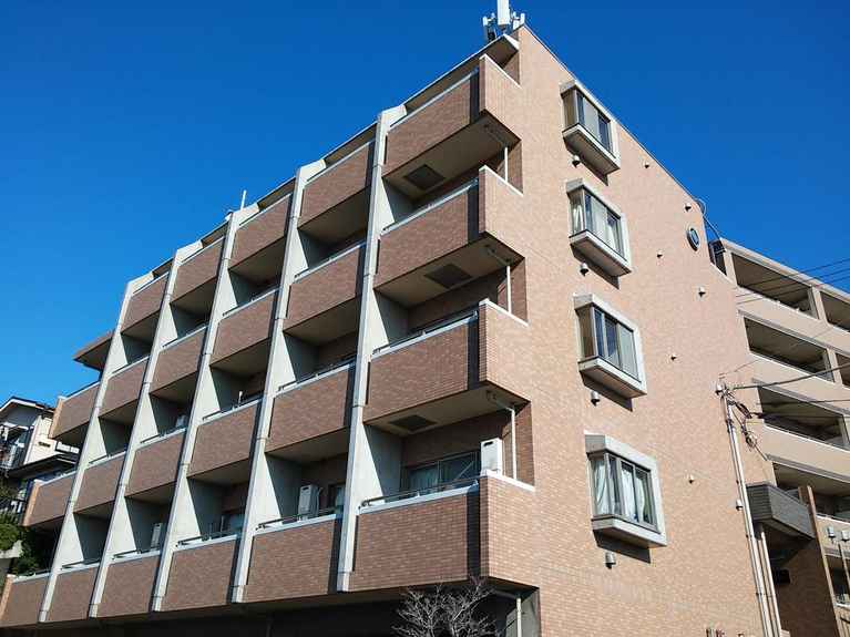 丸菱マイフェアコート新子安壱番館 外観