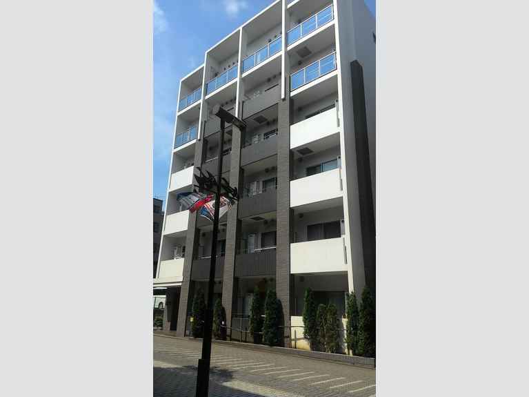 グランドール横浜 外観