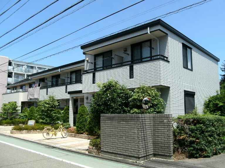 クロスアローコート 外観