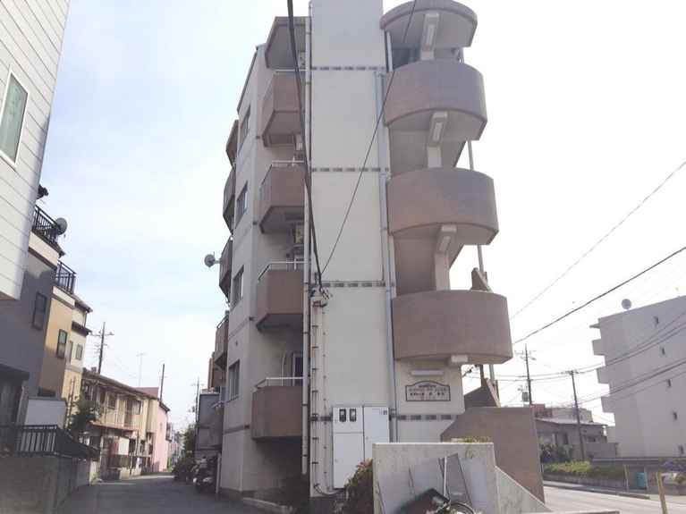 セジュール・ド・ミワ参番館 外観