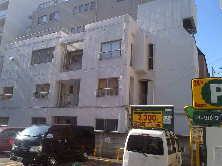 クラウン鈴木 外観