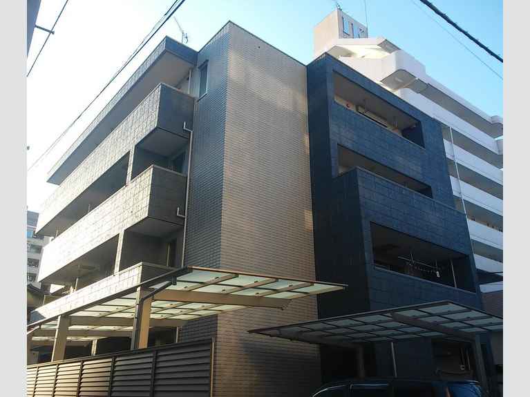 ラガール生麦 外観
