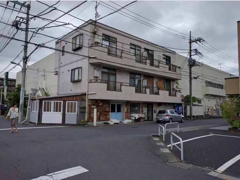 戸塚イースト 外観