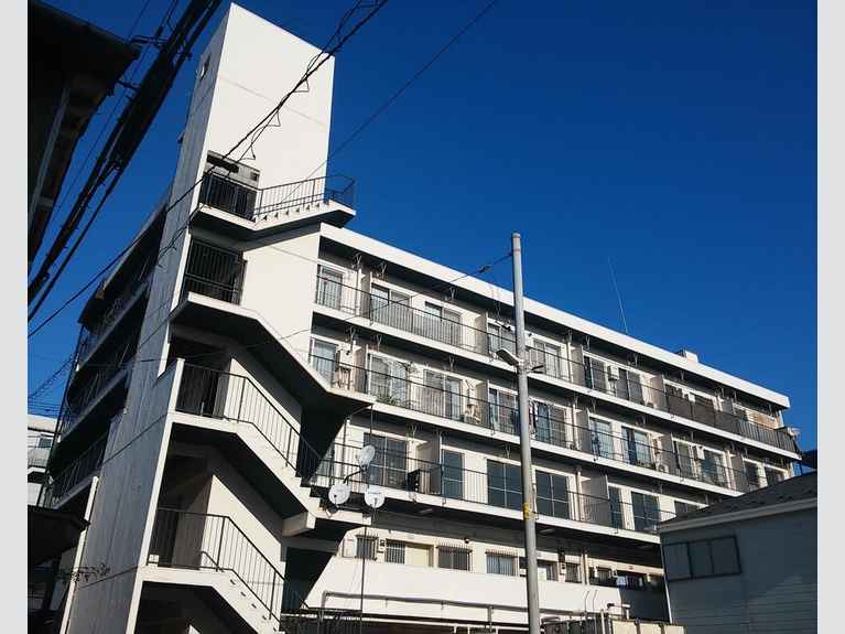 横山生麦マンション 外観