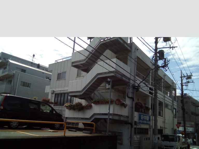 茨田ビル 外観