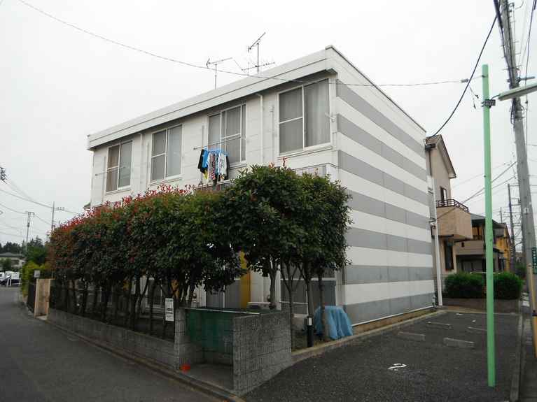 レオパレスLIFE I 外観