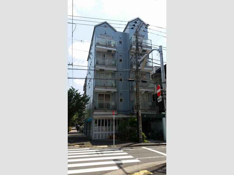 アヴェニール 外観