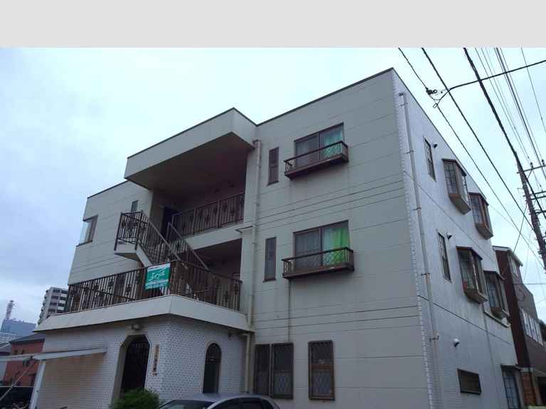 ドミール与野 外観